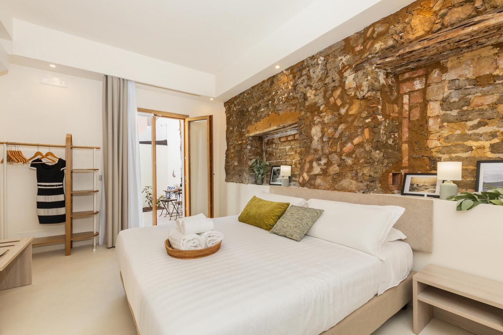 Ausentu Guest House Tortolì Kültér fotó