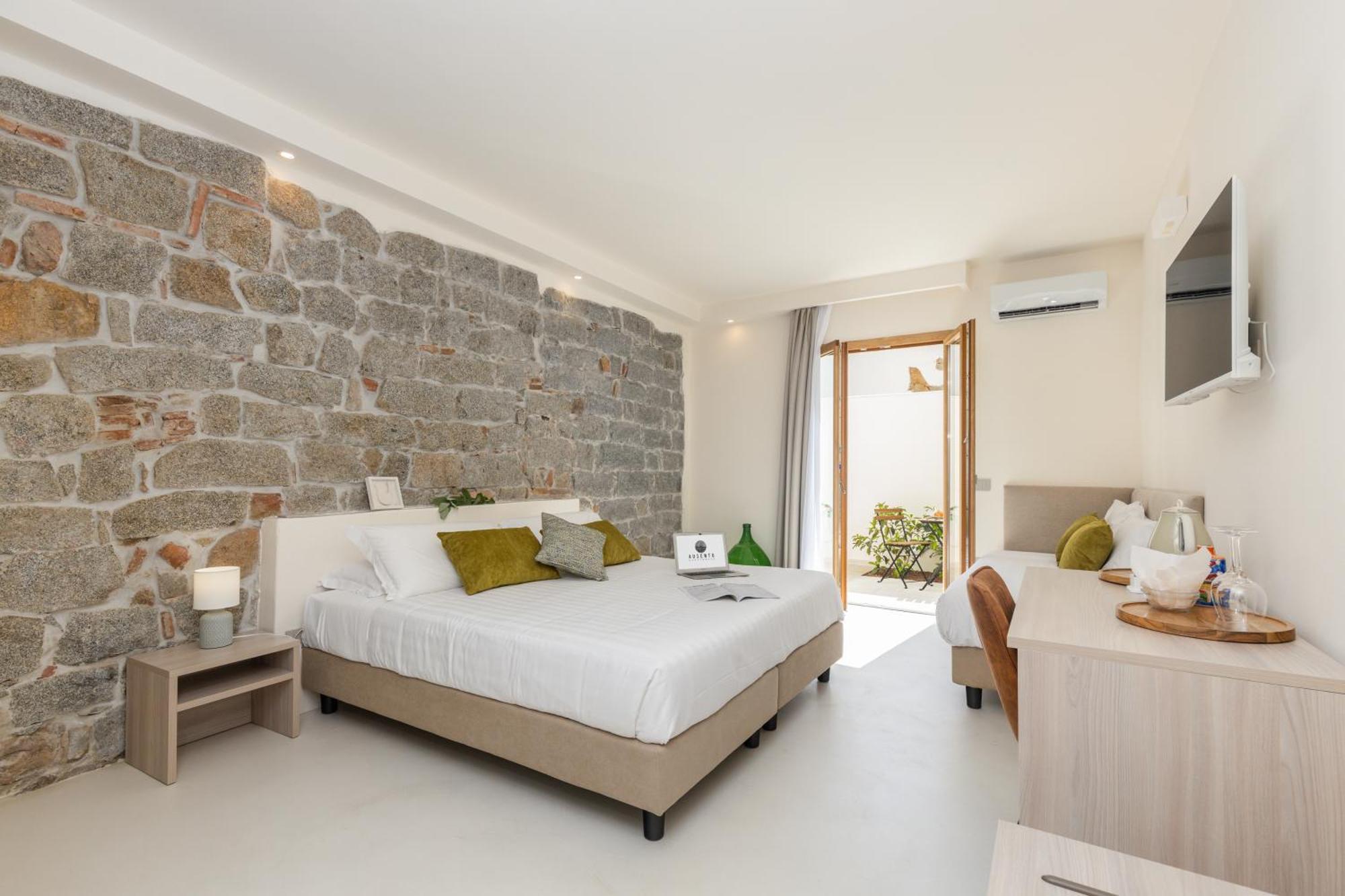 Ausentu Guest House Tortolì Kültér fotó